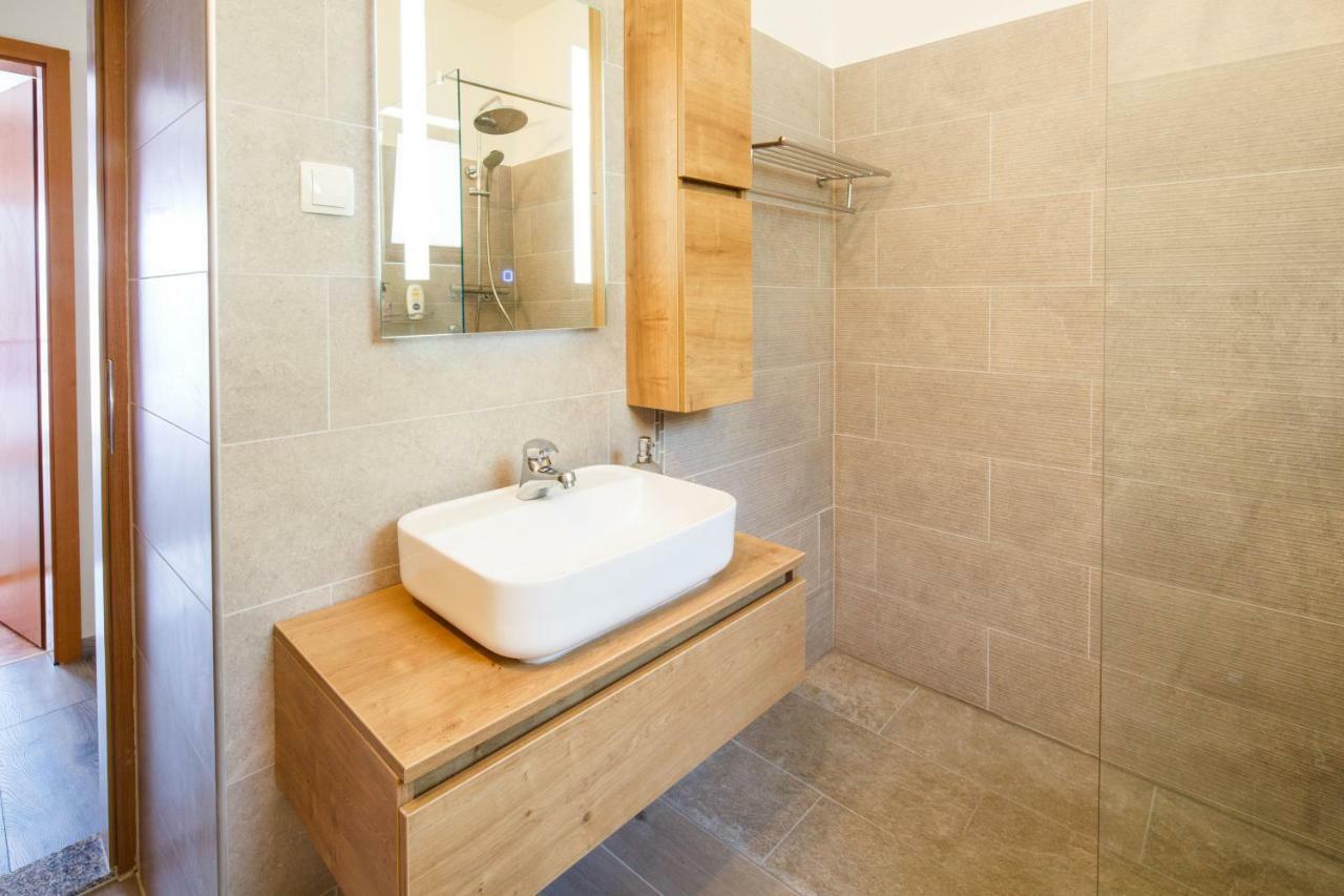 Apartman Vida Ичичи Экстерьер фото
